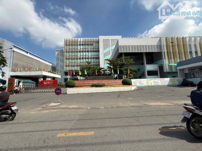 Nhà C4 hxh đường 17 P.Linh Chiểu, Thủ Đức. Ngang 6.5m tiện xây CHDV