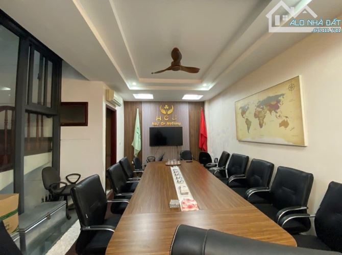 Nhà đẹp 5 tầng, 75m, ở sướng, kinh doanh đỉnh cao, ô tô chánh, Trung Kính