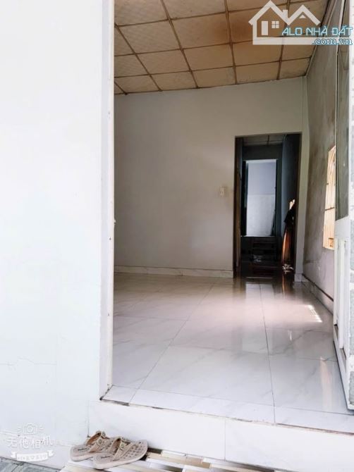 Bán nhà đường Phạm Thế Hiển, Q.8, P.6. DT 129m2 (4x31m), 2 tầng, 2PN, sổ đỏ. Giá 8.65 tỷ.