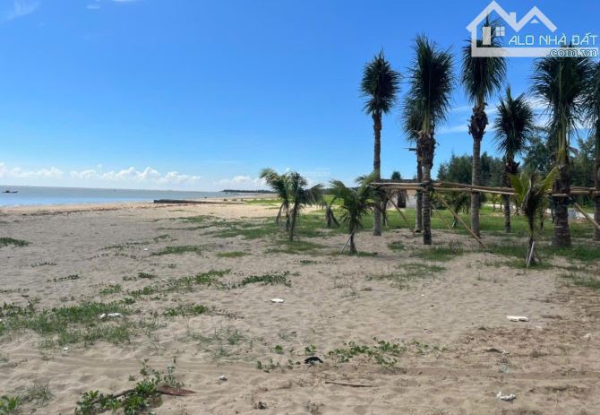 Bán 1 số lô đất biển ngay cạnh Flamingo Hải Tiến. Cách biển chỉ 200m