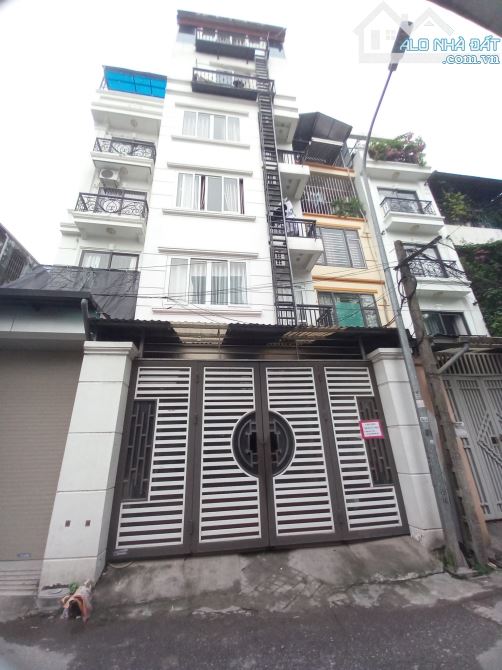 Phân lô QĐ, Nguyễn Gia Bồng, 100X6T, TM, ngõ thông, ô tô tránh, nhà đẹp, giá rẻ 19.9 tỷ.