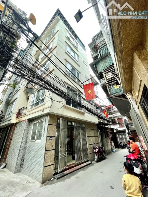 Lô góc vĩnh viễn 2 mặt thoáng, gần Royal City – Nguyễn Trãi 40m² x 4T – 7.5 tỷ