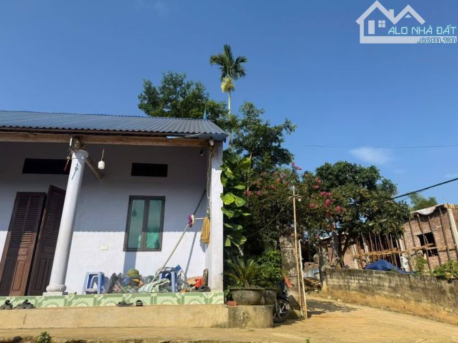 Bán gần 200m2 đất sẵn nhà c4 tại Lặt Yên Trung, gần khu CNC Quang Tiến, Giá hơn 2 tỷ