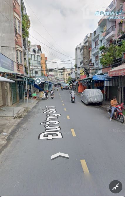 Mặt tiền kinh doanh, 4 tầng, 4m x 20m, khu phân lô, ngay chợ Hạnh Thông Tây