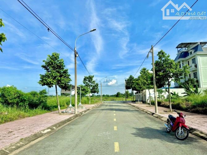 Cần Bán Lô Biệt Thự ( Ngang 10M x 22M ) KDC Phúc Hiếu, AEON MALL Hiệp Hoà