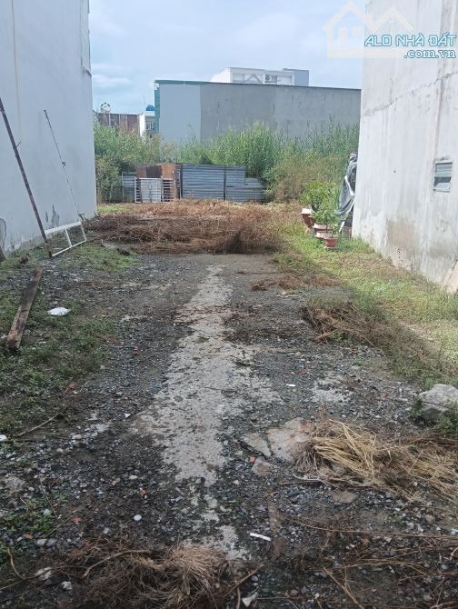 Bán gấp lô đất đường đào tông Nguyên xã Phú Xuân nhà bè