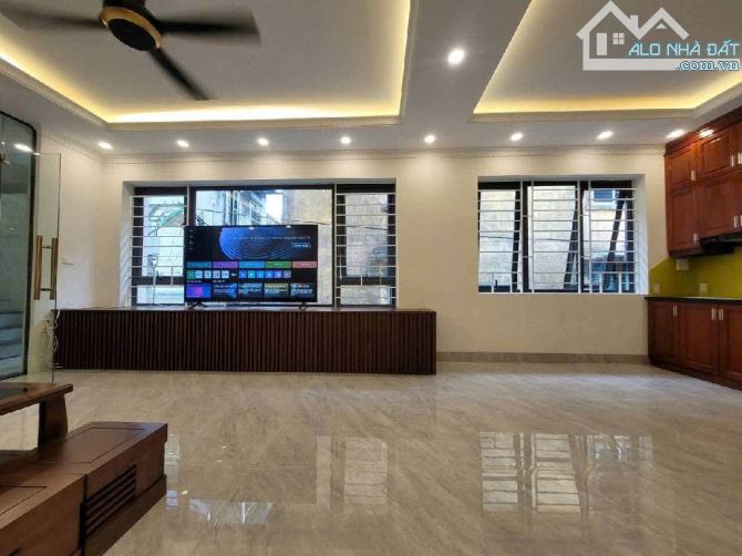Bán nhà Phúc Lợi ,Long Biên, phân lô, vỉa hè, ô tô tránh,kinh doanh 92m2 nhỉnh 20 tỷ