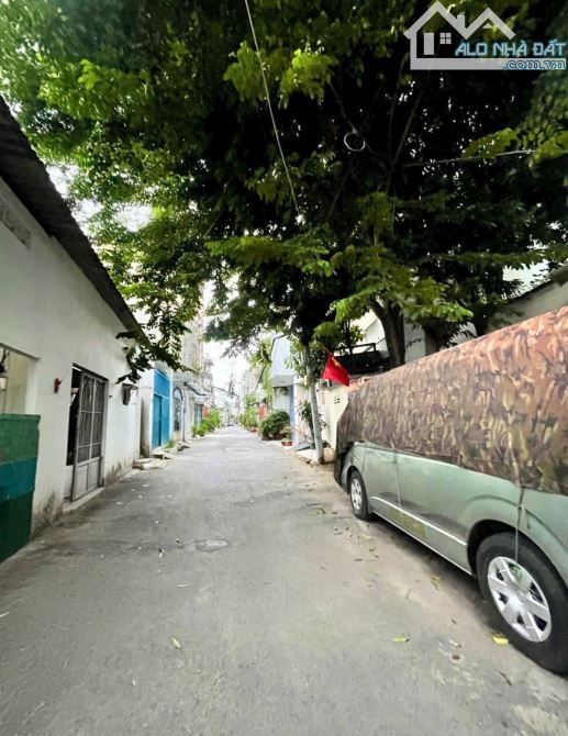 Gần chợ An Nhơn - Đường 8M thông - Ngang 5x15 - 4 tầng - 6 phòng ngủ - Hơn 8 tỷ