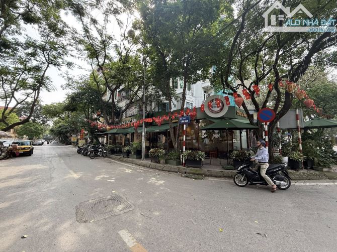 Bắc Linh Đàm, Lô góc kinh doanh, Vỉa hè, Ô tô tránh, dt 75m2, 4 tầng, Mt 6m, Giá 29.5 tỷ.