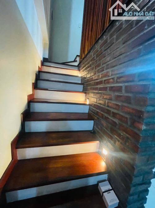 LÊ HỒNG PHONG ĐÔNG NGÀN TỪ SƠN BẮC NINH. NHÀ 4 TẦNG FULL ĐỒ 100M2. GIÁ 9 TỶ