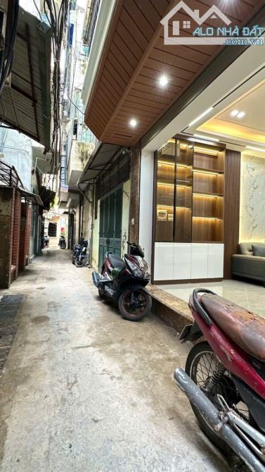 BÁN NHÀ KIM NGƯU, DT 40M x 4 TẦNG, NHỈNH 9 TỶ, NGAY GẦN PHỐ, TIỆN ÍCH ĐẦY ĐỦ,