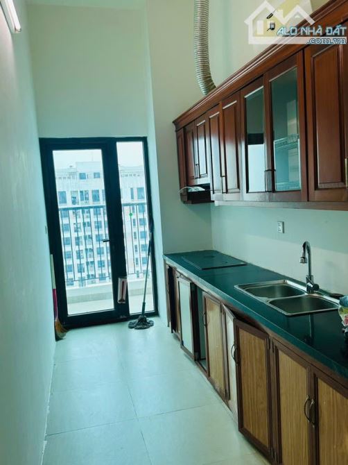Cho thuê chung cư Valencia Việt Hưng, Long Biên . 3 ngủ và 2wc.  -