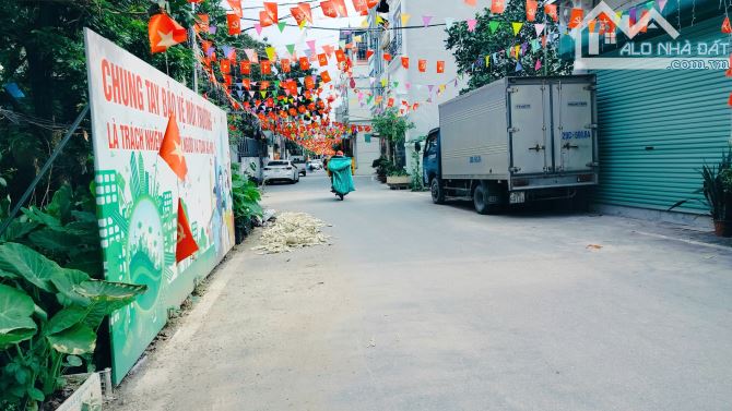 Bán nhà kim chung hoài đức, lô góc ngõ thông ô tô đỗ cửa xây đơn lập chỉ nhỉnh 5 tỷ