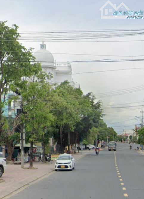 Bán đất mặt tiền, mặt đường Trần Quý Cáp, Ninh Hòa, Khánh Hòa.