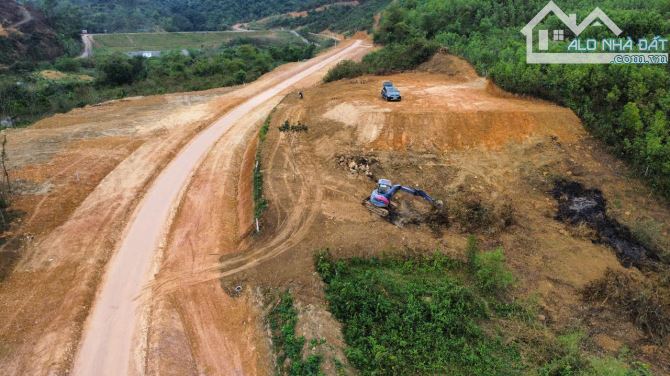 BÁN ĐẤT CỔNG KHU DU LỊCH HỒ ĐẢO NGỌC  4000M GIÁ 5.XTR/M