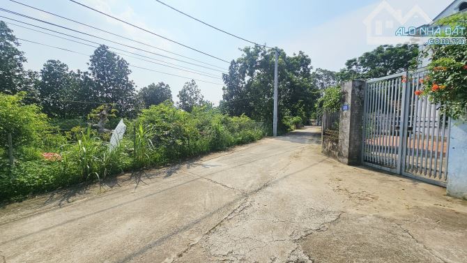 CÁCH DỰ ÁN NỘI BÀI - ĐẠI LẢI CHỈ 400M - CÁCH SÂN GOLF MINH TRÍ 200M - CẠNH CỤM CN SẠCH