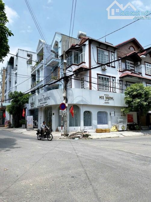 Bán căn góc 2MT Hẻm 16m Đường Nguyễn Oanh P17 -(8mx18m) - 3 lầu - Giá 19 tỷ.