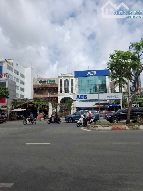 Duy nhất - bán đất MT Trần Não - DT: 17x29m, CN: 378m2 - XD: Hầm + 8 tầng