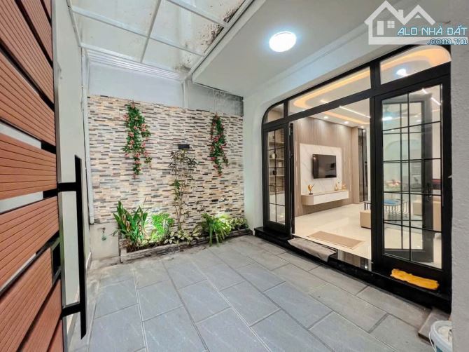 Nguyễn Trãi – Lô góc – 2 thoáng – cách phố 15m – 40m² x 4T chỉ 7.5 tỷ