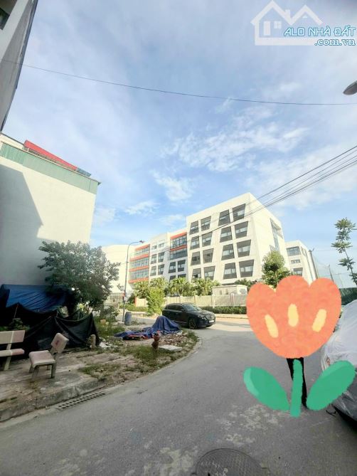 Bán đất phân lô - Nam Từ Liêm - ôtô tránh kinh doanh - xây tòa văn phòng cực đỉnh
