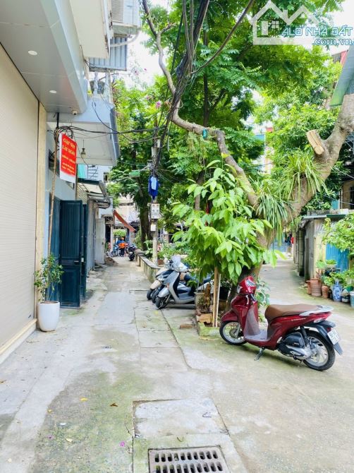 Đất phân lô Nguyễn Trãi – ô tô tránh dừng đỗ ngày đêm – 52m² – giá 9.7 tỷ