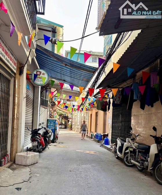 🏠🏠🏠Chủ Nhà Cần Bán Gấp Căn Lô Góc cực thoáng sáng, mặt tiền 5m