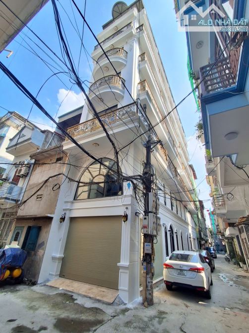 Bán nhà Sài Đồng,Long Biên 7 tầng,60m,mt14m oto tránh nhỉnh 14 tỷ