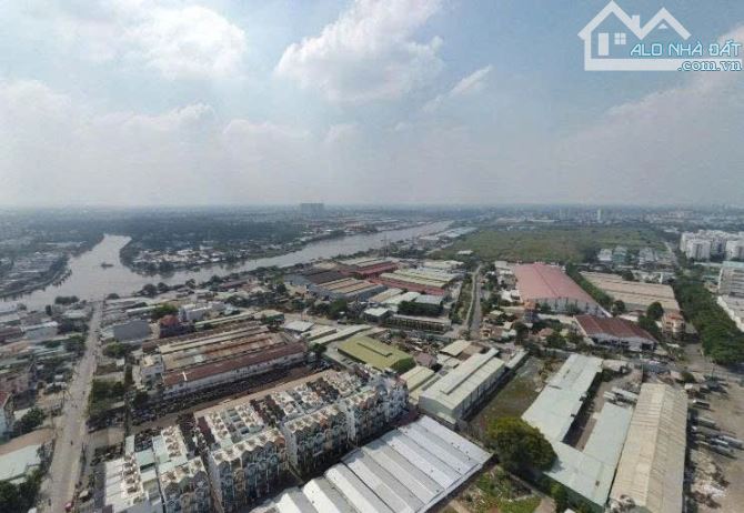 Bán Đất Tặng Nhà Xưởng (Có GPXD) Quận 8 P. Phú Định Tp. HCM - 1