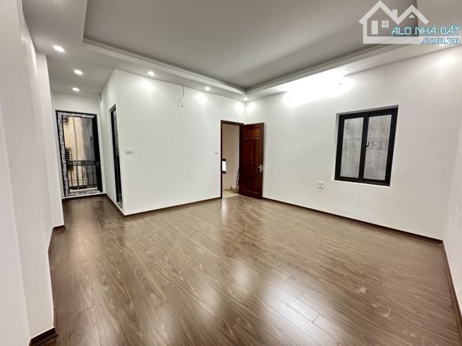 SIÊU RẺ , DƯƠNG VĂN BÉ VĨNH TUY NHÀ MỚI NGÕ THÔNG 44M GIÁ HƠN 7 TỶ