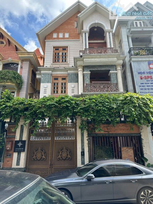 Bán Gấp Mặt Tiền  Khu Phan Xích Long -Cù Lao -8*14m- 4Tầng - Gía : 55Tỷ giảm về 48Tỷ - 1