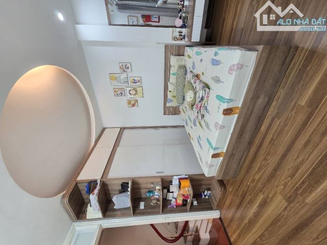 🏡 BÁN NHÀ NGÕ 898 ĐƯỜNG LÁNG – 42M² – 5 TẦNG – MẶT TIỀN 4.1M – GIÁ CHỈ 8.6 TỶ - 1