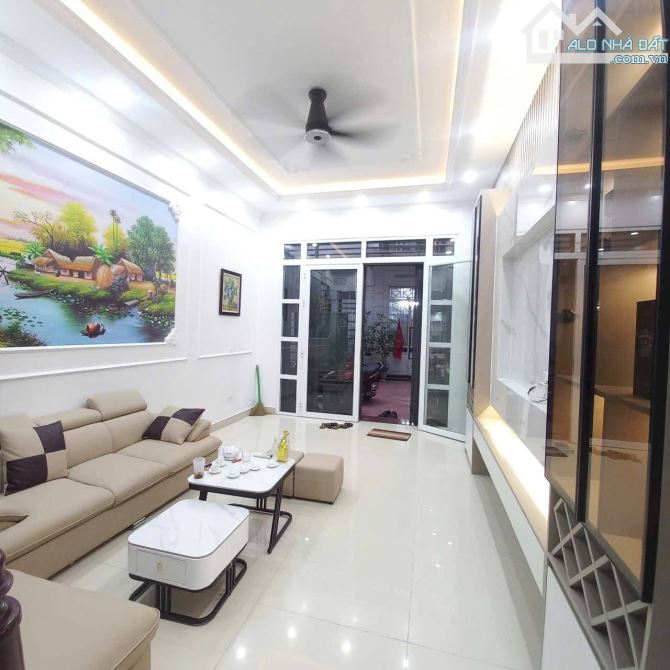 🏡 SIÊU PHẨM 3.5 TẦNG – PHUN NỘI THẤT – NGÕ ĐẸP MIẾU HAI XÃ - 1