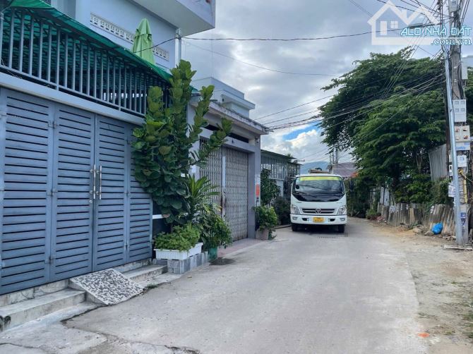 Bán căn góc hẻm ô tô 193.9m2 cạnh KĐT Vĩnh Điềm Trung giá 4 tỷ 350 - 1
