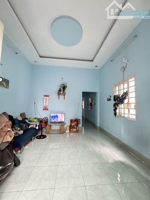 Bán gấp trong tuần,nhà Thủ Đức, CĂN GÓC,SHR đường xe hơi,giá đầu tư - 1