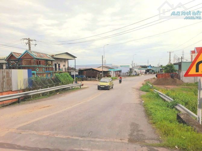 Quá đẹp, 261m2 đất thổ góc 2 mặt tiền 10x 26m chỉ 790tr - 1