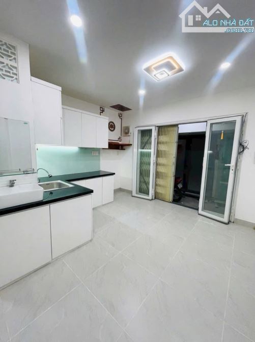 Bán nhà quận 7 , P.Tân Hưng , SHR , 3 Tầng , Chỉ 2Ty2 Tl - 1