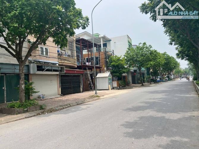 Bán gấp Đất Đại Áng Mặt Phố ,Kinh doanh ,ô tô tránh ,phân lô ,vỉa hè, hiếm giá  13.5 tỷ - 1