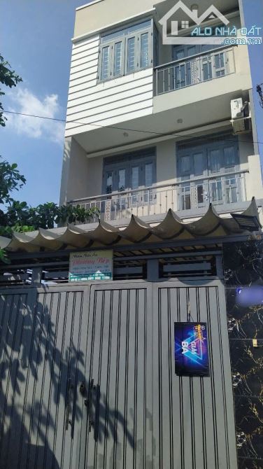 Nhà 3 Tầng hẻm 1/ ngắn Nguyễn Ảnh Thủ HT DT 5x14m Giá 5 tỷ 5 còn TL: - 1