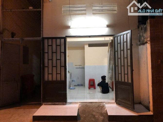 Dãy trọ đường PHAN VĂN HỚN phường TTN Q12, dt 157,4m2 (8mx20m), Hẻm Ôtô, DÒNG TIỀN 30TR/TH - 1