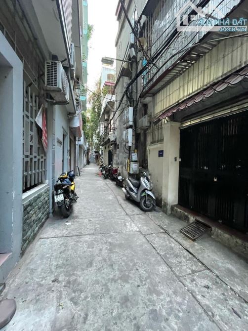 NHỈNH 21 TỶ, NHÀ CẠNH PHỐ HOÀNG QUỐC VIỆT, CẦU GIẤY, DIỆN TÍCH 70M, 3 TẦNG, MẶT TIỀN10M - 1