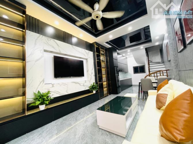 GIẢM SỐC 500TR! NHÀ ĐỊNH CÔNG 4 TẦNG 34M2 MỚI TOANH FULL ĐỒ, Ô TÔ, CÒN 8.3 TỶ - 1