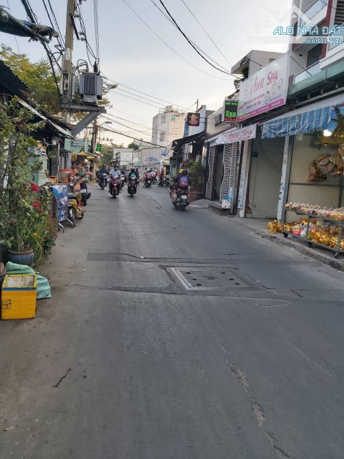 Bán nhà mặt đường số 6 P Bình Trưng Đông Quận 2 cũ gần ngay chợ Tân Lập (163m2) 23 tỷ - 1