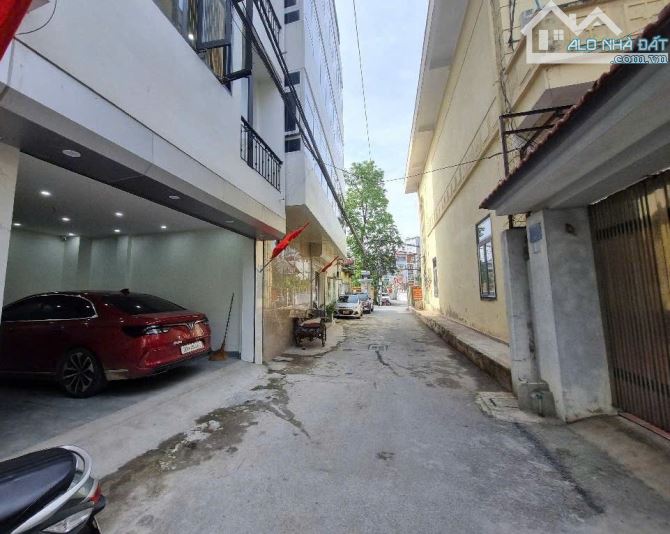 VĂN PHÚ - HÀ ĐÔNG, nhà 5 tầngx30m2, ngõ OTO tránh, thang máy, nội thất full đẹp lung linh. - 1