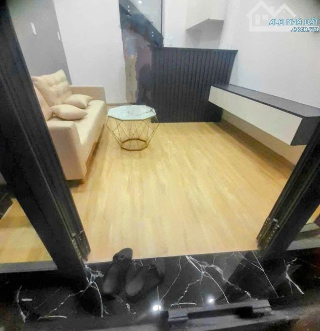 Bán nhà Sổ hồng Riềng canh KDT HIm Lam Quận 7, 2 lầu, 2 PN, nội thât mới đẹp - 1