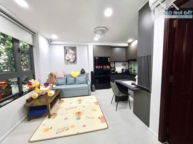 Ở NGAY! Bán Nhà Đẹp 5 Tầng Xe Hơi Tránh Cao Thắng, 48m2, 11 Tỷ - 1