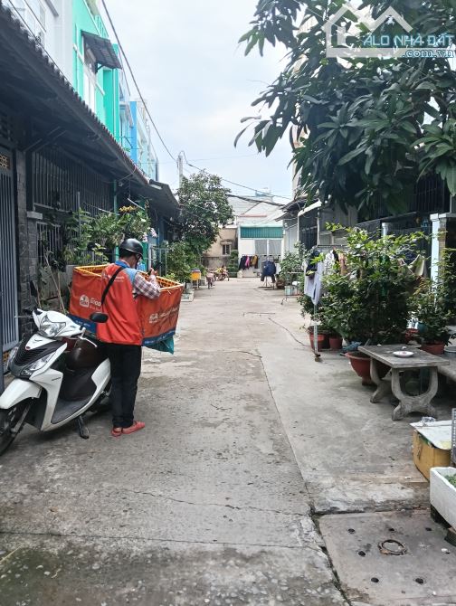 🏭 BÁN NHÀ GIÁ TỐT ,XE HƠI ĐỔ CỬA.(4,5x18)2TẦNG NGAY TRUNG TÂM THỊ TRẤN NHÀ BÈ CHỈ 3,95TỶ - 1