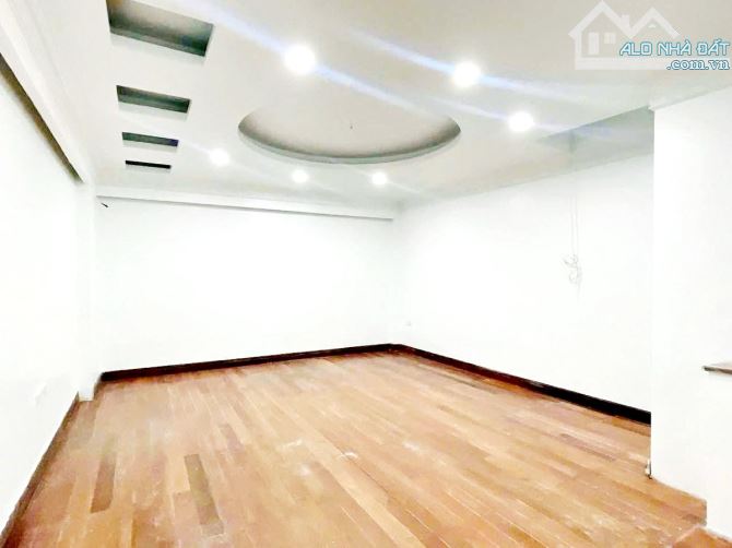 BÁN NHÀ PHÂN LÔ THÁI HÀ ĐỐNG ĐA Ô TÔ TRÁNH – 45m 5T – KINH DOANH – 20.5 TỶ - 1