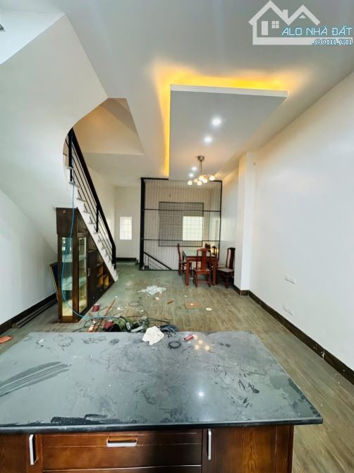🔥NHÀ ĐẸP Ở NGAY-2THOÁNG TRƯỚC SAU -ĐẦY ĐỦ CÔNG NĂNG-YÊN TĨNH Ở SƯỚNG-Lạc Long 5T Hơn 10Tỷ - 12