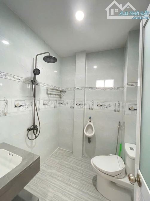 Bán nhà 3 tầng mới full nội thất, nở hậu, Huỳnh Tấn Phát, hxh, Nhỉnh nhẹ 6 tỷ - 12