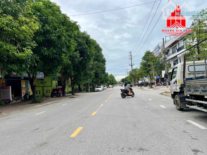 2 căn nhà Kinh Doanh Liền Kề 4 tầng mặt đường Nguyễn Cảnh Hoan (Quán Bàu) - 14
